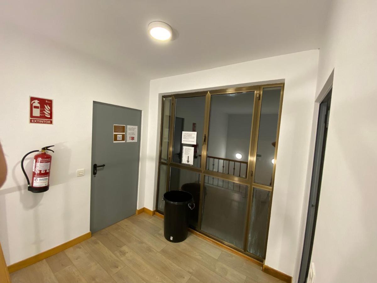 Albergue El Camino De Santovenia Santovenia De Oca Dış mekan fotoğraf