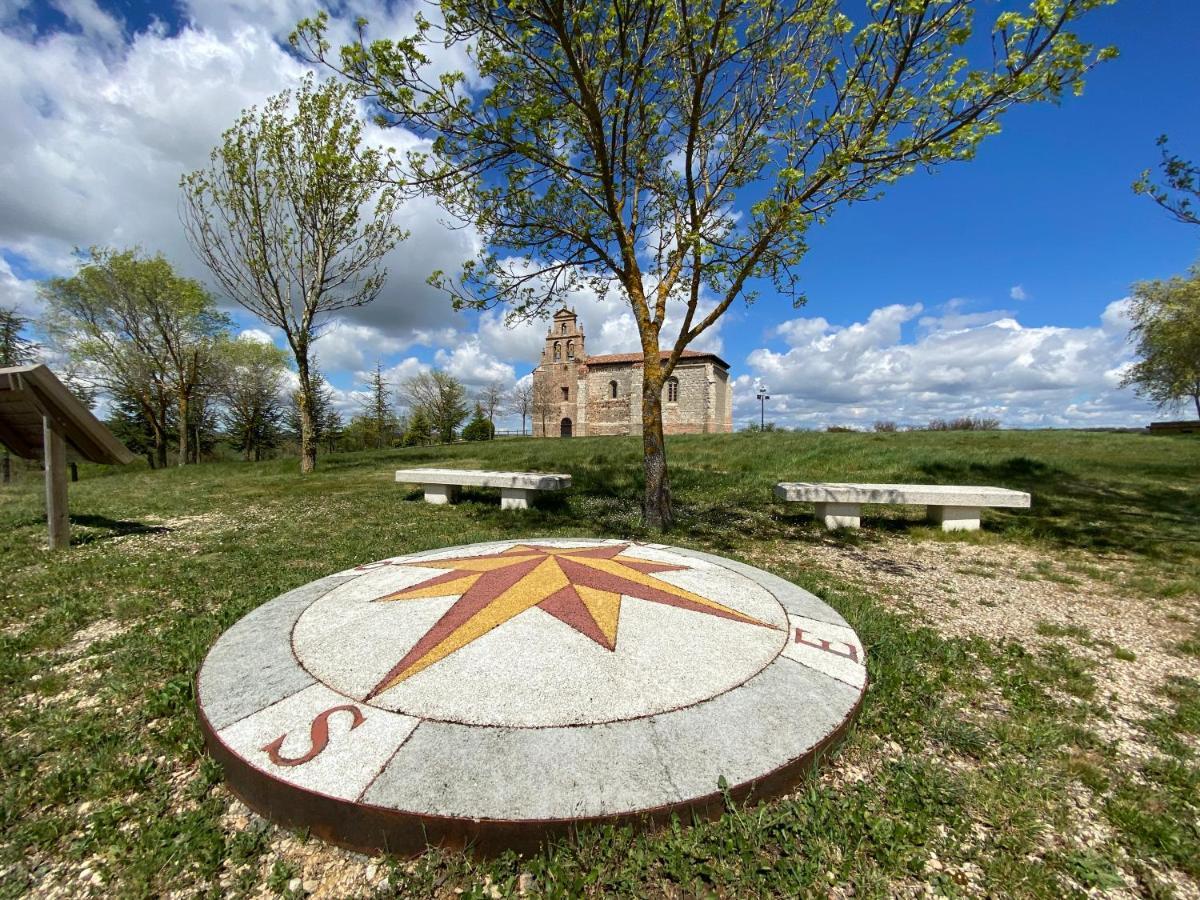 Albergue El Camino De Santovenia Santovenia De Oca Dış mekan fotoğraf