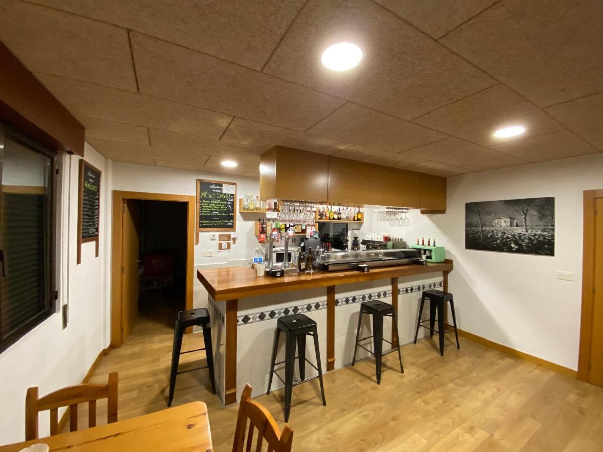 Albergue El Camino De Santovenia Santovenia De Oca Dış mekan fotoğraf
