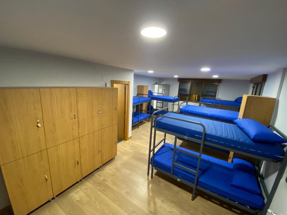 Albergue El Camino De Santovenia Santovenia De Oca Dış mekan fotoğraf