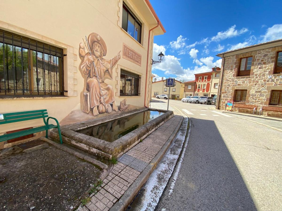 Albergue El Camino De Santovenia Santovenia De Oca Dış mekan fotoğraf